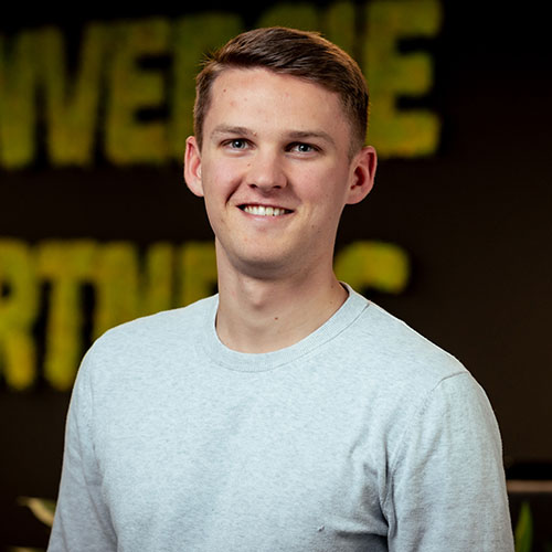 SEO Expert Thom van Diepen bij Conversie Partners Thom van Diepen bespreekt SEO-strategieën bij Conversie Partners